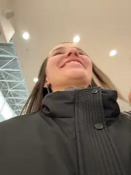 KishaMur: απευθείας συνομιλία ΧΧΧ