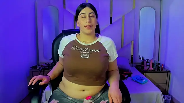 Criistaal_ Adlı Modelin Canlı XXX Sohbeti