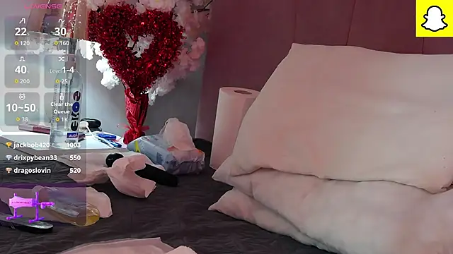 Chat +18 de DeniseSun ao vivo