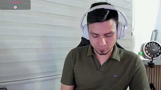 Rick_Adams 即時 XXX 聊天