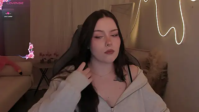 CoraMiel: απευθείας συνομιλία ΧΧΧ