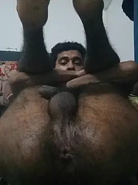 MaximoSualteza777's Live XXX Chat