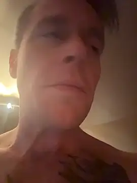 DILFiGuess1 webkamerás műsora