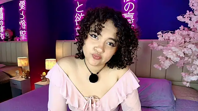 _sarahRose's Live XXX Chat