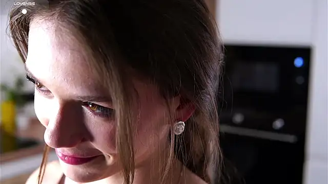 KnittedGoo's Live XXX Chat