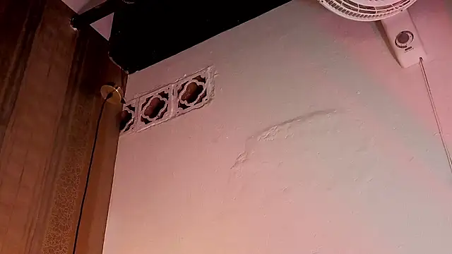 DaphneBlacke: απευθείας συνομιλία ΧΧΧ