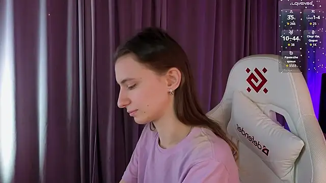 XXX chat uživo modela kaleriyaa_