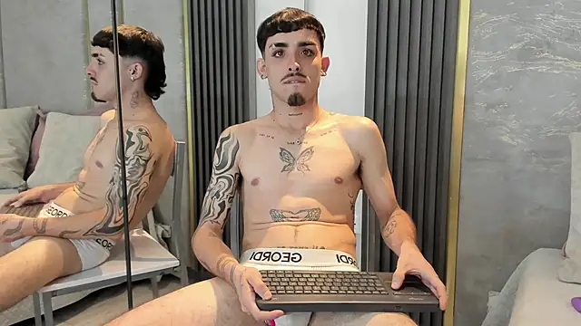 NikoStone_'s Live XXX Chat