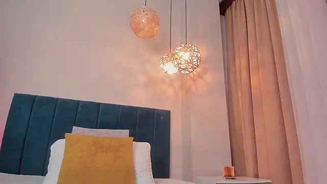 Živý XXX chat MiaaHarperr