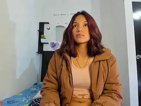 Онлайн чат XXX sapphire_brown20