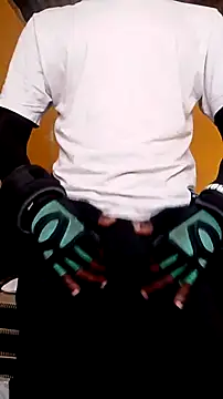 HornyAss_Bitch's Live XXX Chat