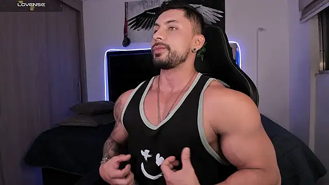 santi_aesthetic Chat XXX live