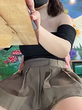 Chatroom XXX en direct de Emily-Nguyen