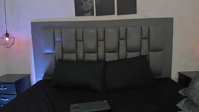 Dark_Kitty_666 Chat XXX in diretta