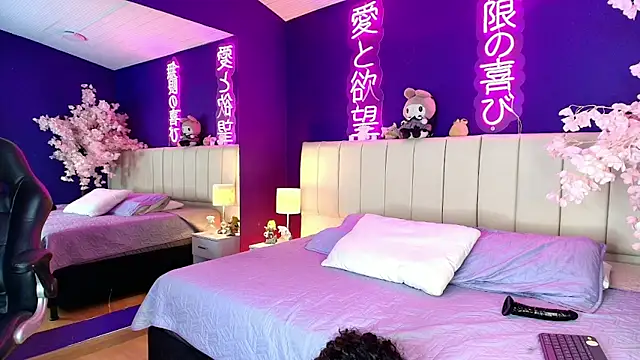 Chat +18 de _sarahRose ao vivo