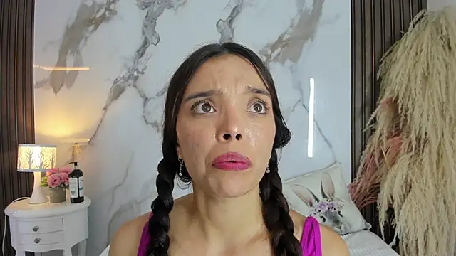 hannahill69 Live XXX Chat