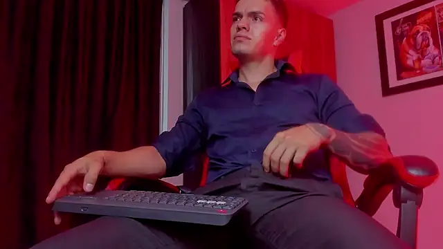 Онлайн чат XXX ALPHA_DOMINUS_