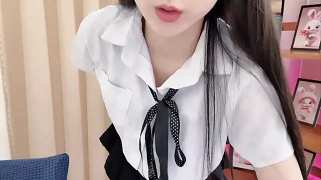 XXX chat uživo modela KaleAnisa