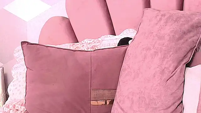 KylieMonnett Chat XXX in diretta