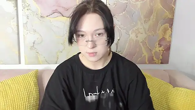 fiamoory 即時 XXX 聊天