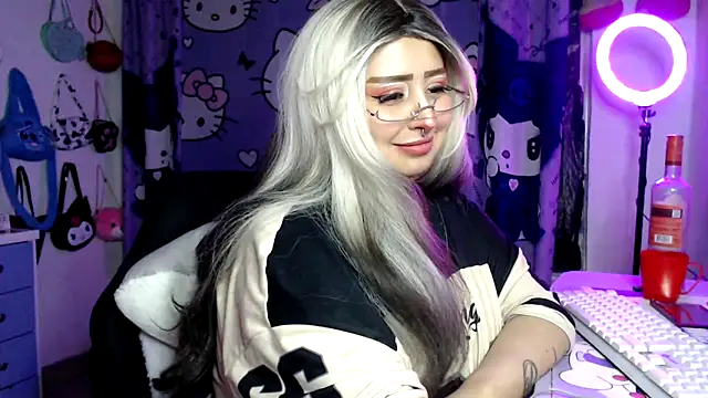 lussyevans24n Live XXX chat