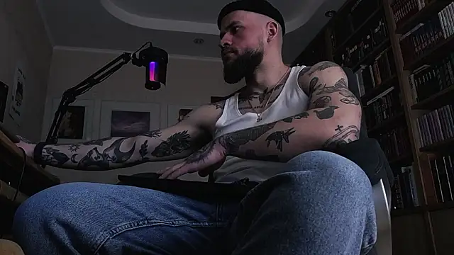 FindomJason live XXX chat