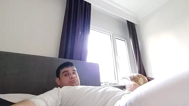 YakisikliSikici's Live XXX Chat