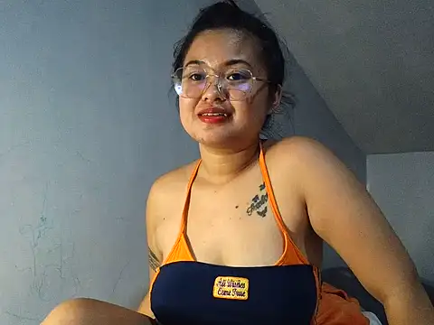 Chillntalkmami Live XXX-Chat