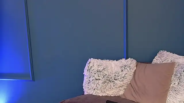 DeeaVIP élő XXX-chatje