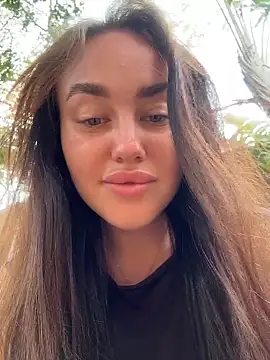 KiraSunshine Adlı Modelin Web Kamerası Şovu