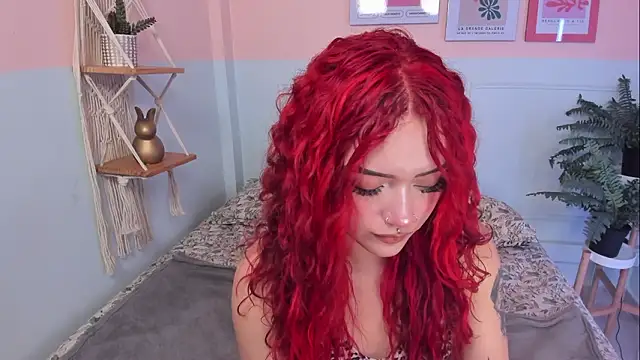 Camila_Rivers Adlı Modelin Canlı XXX Sohbeti