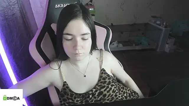 Crazy_forest_fairy Chat XXX in diretta