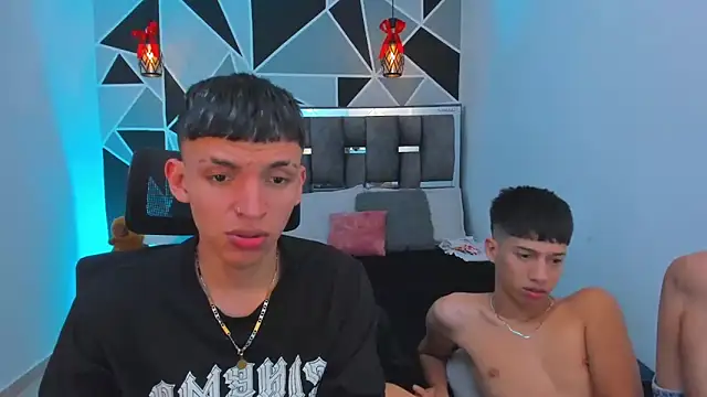 Juan_Nd_Steven 在線直播表演