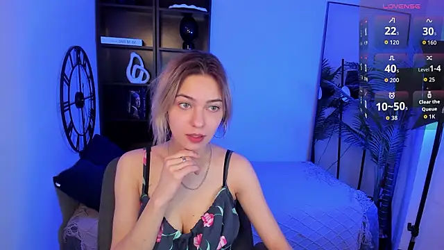 AlysiaSun_ Chat XXX in diretta