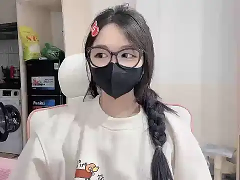 Yuyu-baobei élő XXX-chatje