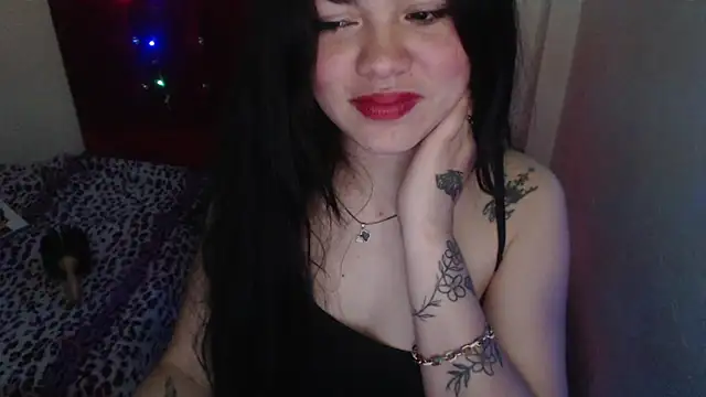 Loriiiany élő XXX-chatje