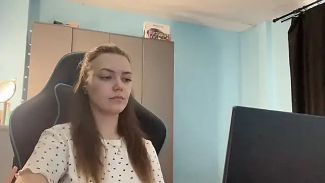 Chatroom XXX en direct de AndreeMerryman