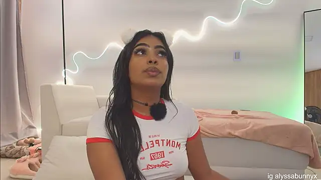 Alyssa_bunnyx Chat XXX in diretta