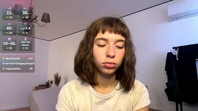 Chat +18 de DeltaNorwoode ao vivo