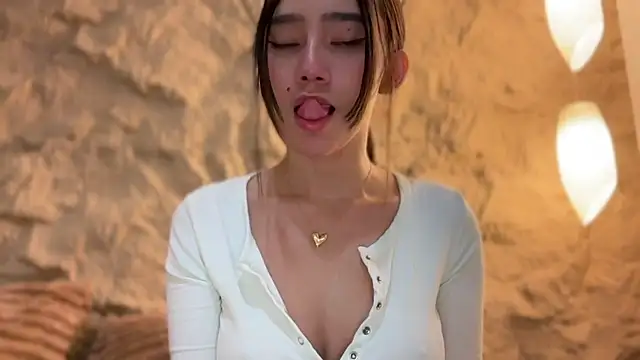 GenesisCastillano Chat XXX in diretta