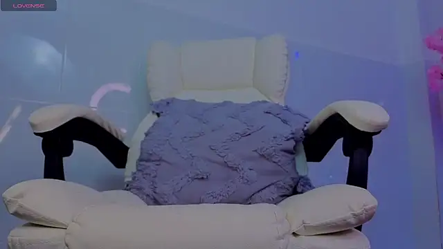 Chat +18 de KilyetVera3x ao vivo