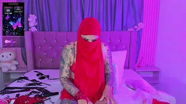 Nayla-Mouna Show Webcam