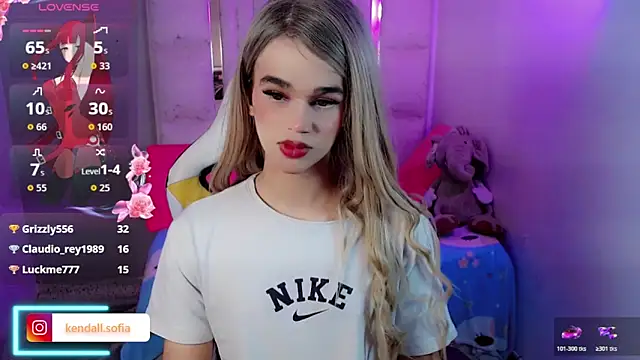 Sophiaa_doll_: онлайн-секс-чат