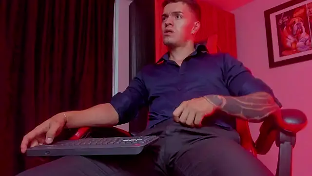 Онлайн чат XXX ALPHA_DOMINUS_