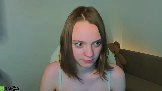 Olivia_Riesz 现场XXX聊天