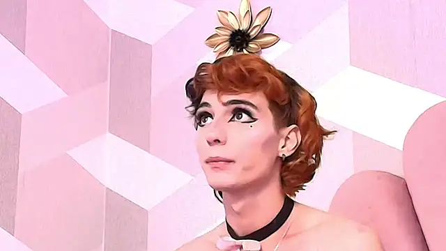 KylieMonnett élő XXX-chatje