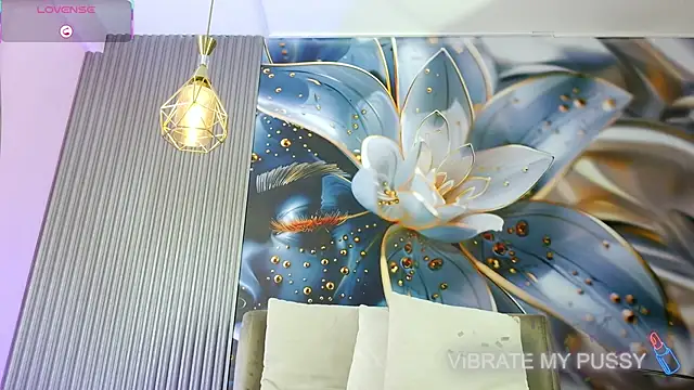 Chat +18 de rouxinferno_cr ao vivo