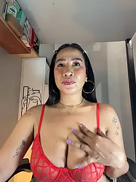 AsianMilfSheryl élő XXX-chatje