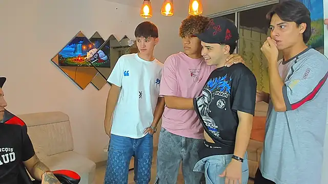 Houseofwarrios লাইভ XXX চ্যাট