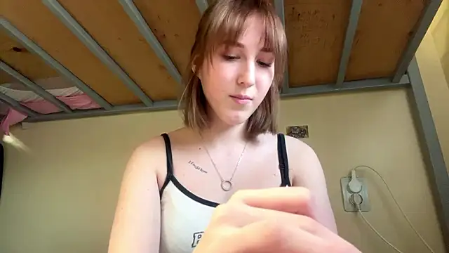 แชท XXX สดของ AquilineOrites